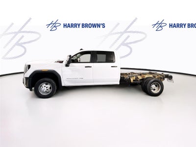 2024 GMC Sierra 3500HD Chassis Pro