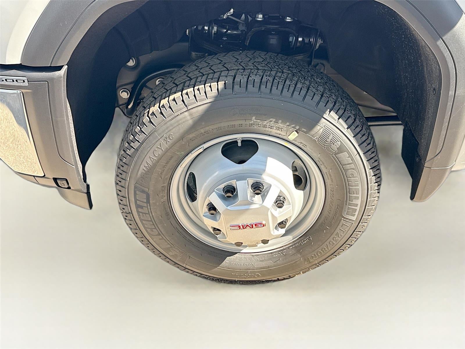 2026 GMC Sierra 3500HD CC Pro