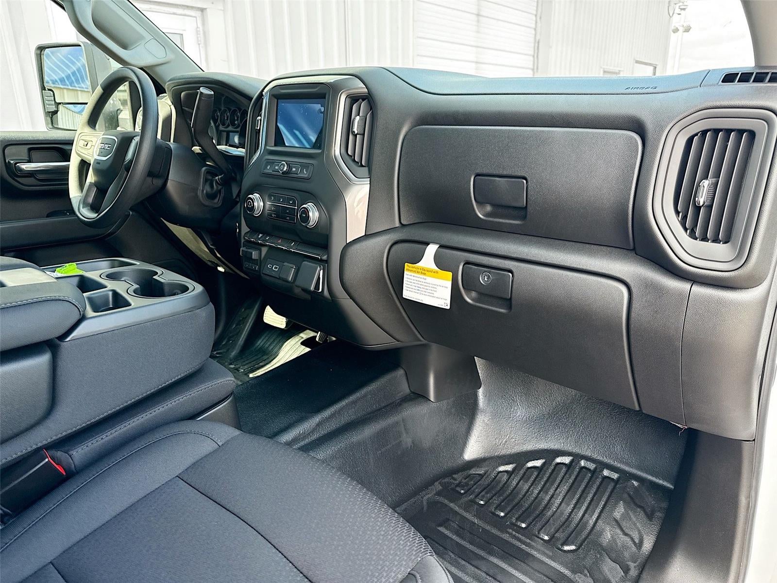 2026 GMC Sierra 3500HD CC Pro