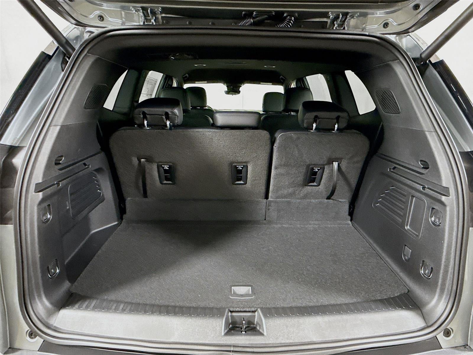 2026 GMC Acadia AWD Elevation