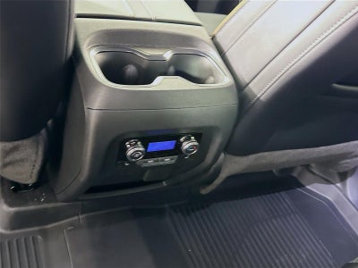 2026 GMC Acadia AWD AT4