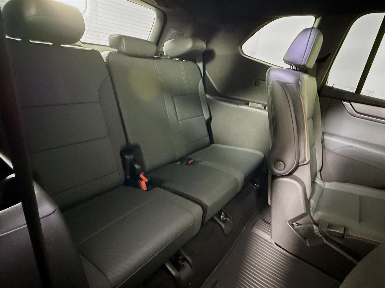 2026 GMC Acadia AWD AT4