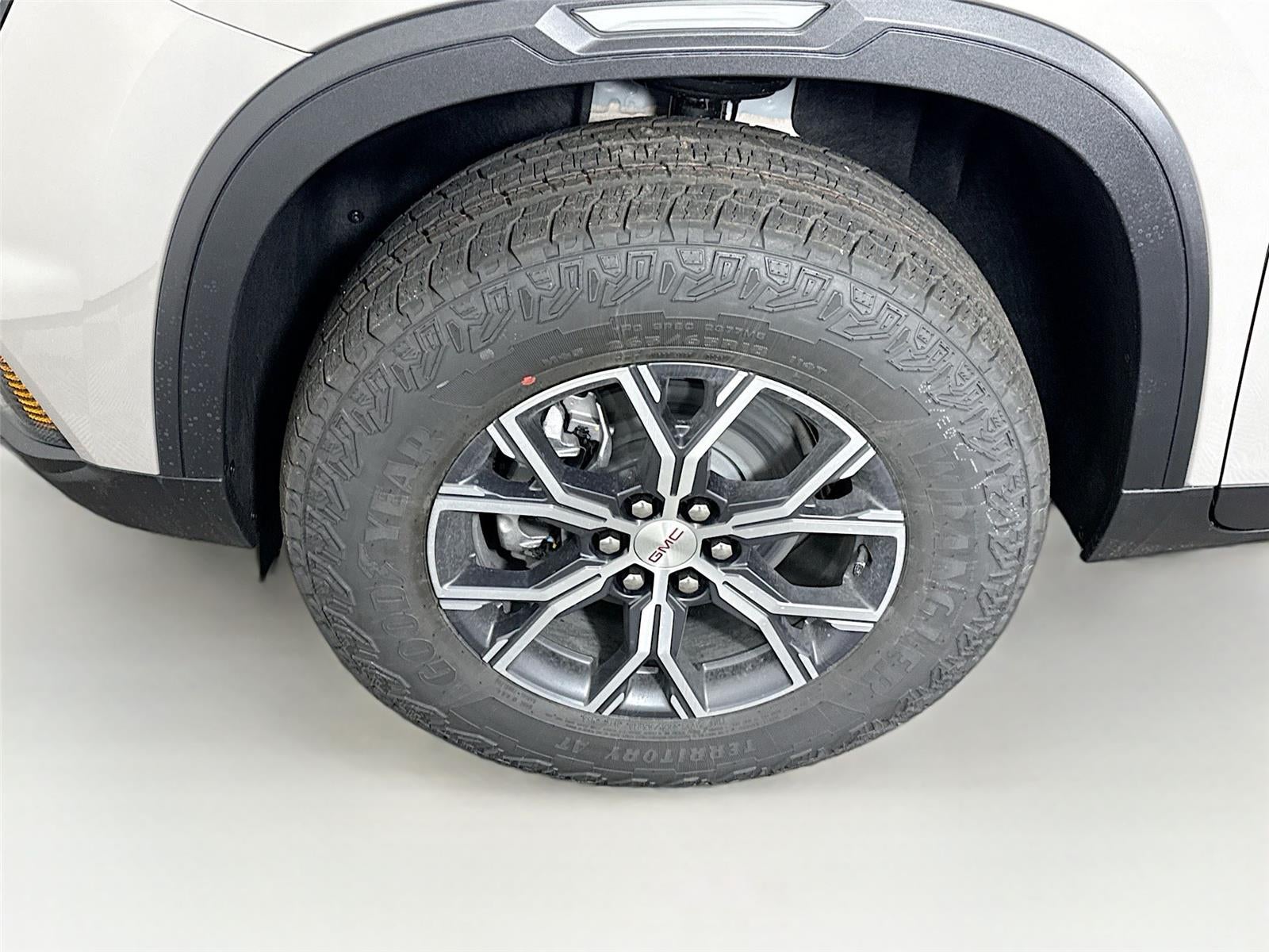 2026 GMC Acadia AWD AT4