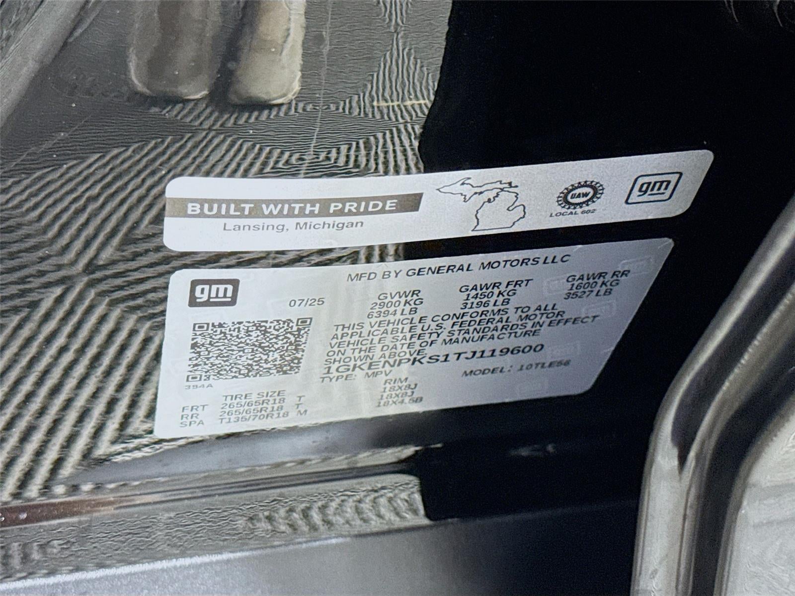 2026 GMC Acadia AWD AT4