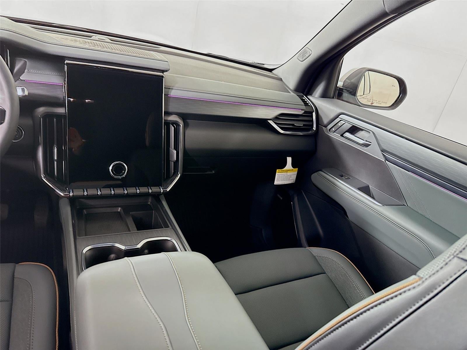 2026 GMC Acadia AWD AT4