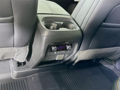 2026 GMC Acadia AWD AT4