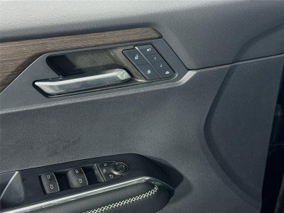 2024 GMC Acadia AWD Denali