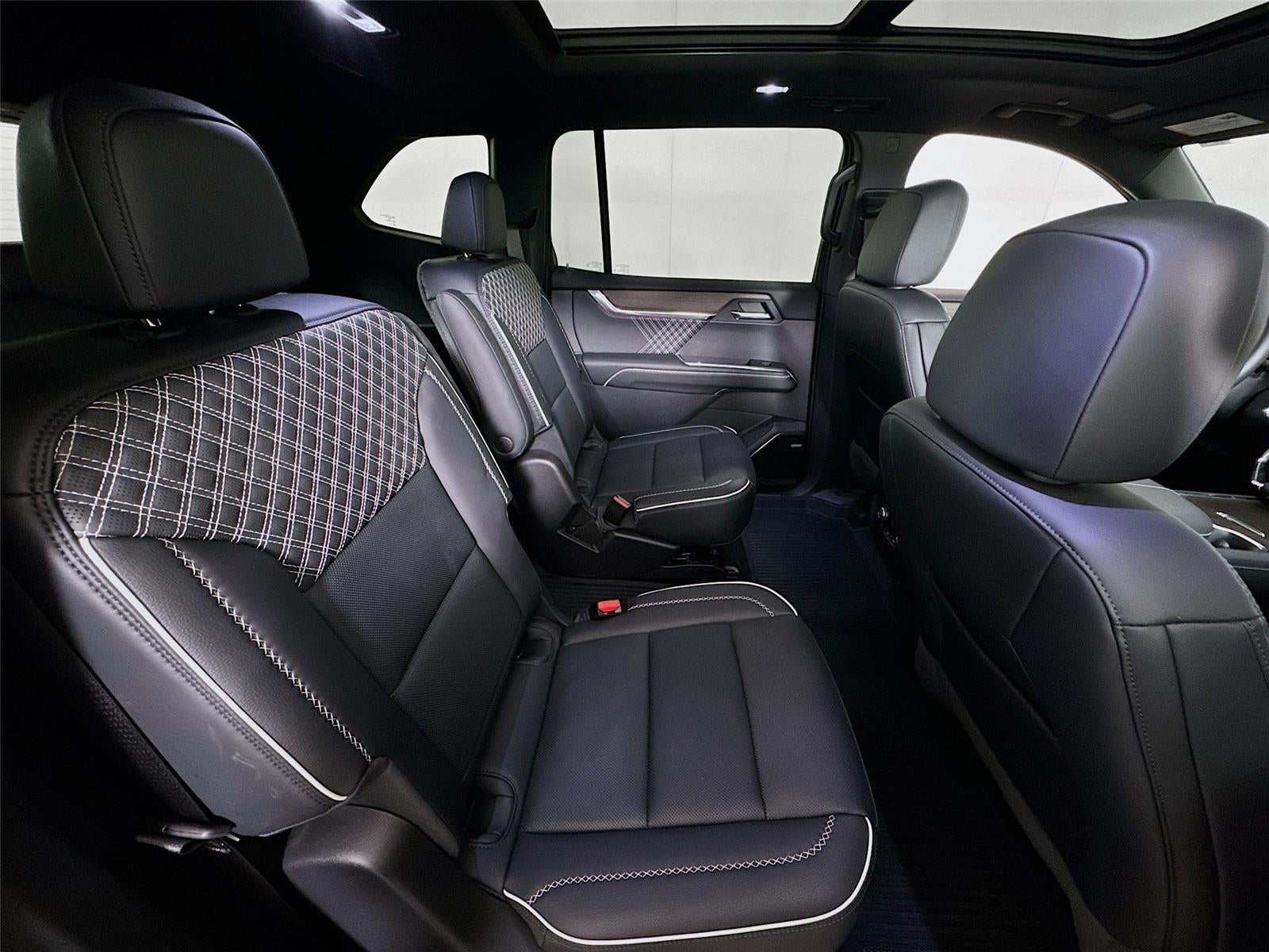 2024 GMC Acadia AWD Denali