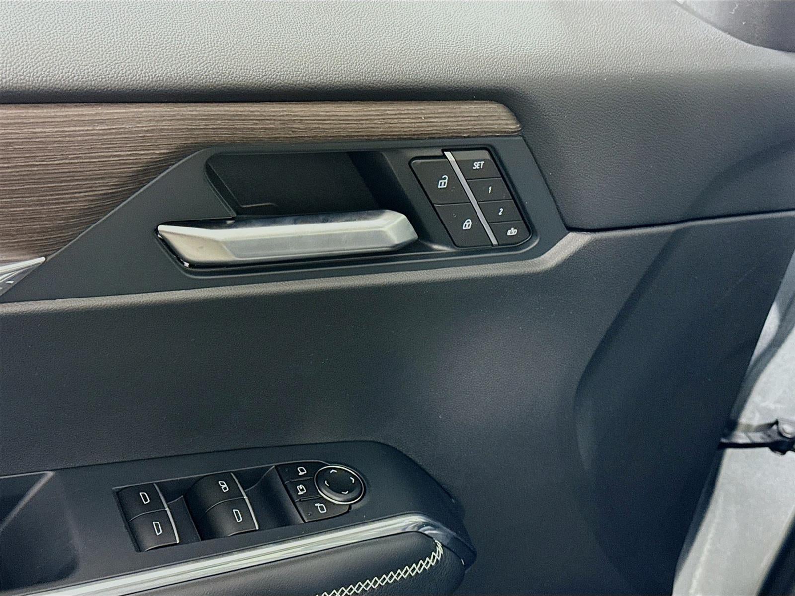 2026 GMC Acadia AWD Denali