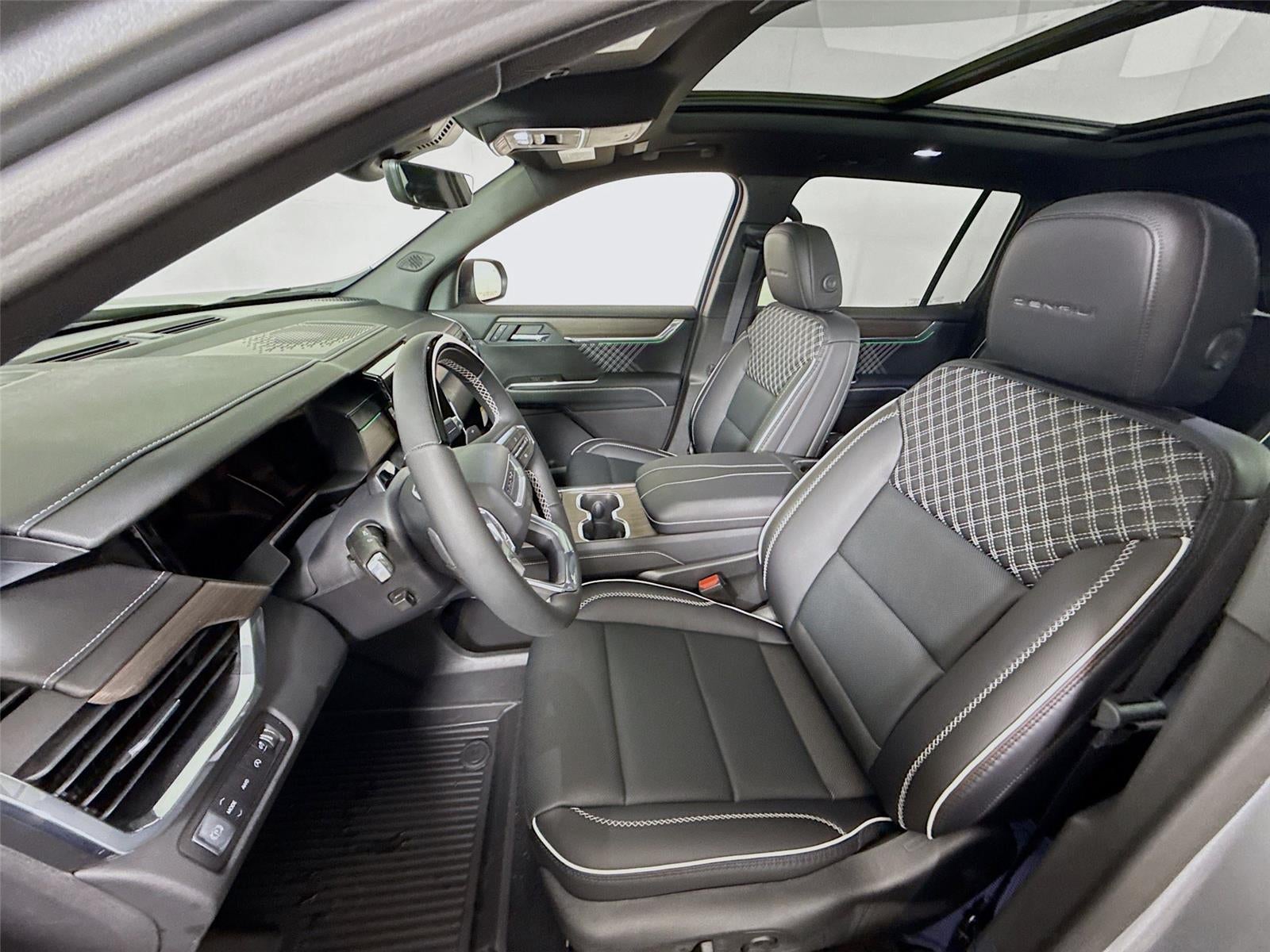 2026 GMC Acadia AWD Denali