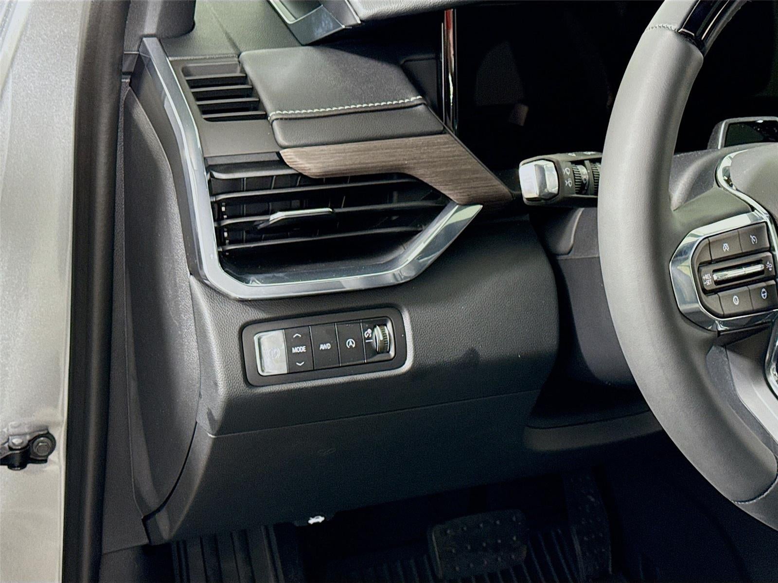 2026 GMC Acadia AWD Denali