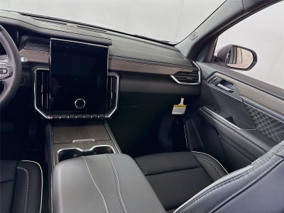 2026 GMC Acadia AWD Denali