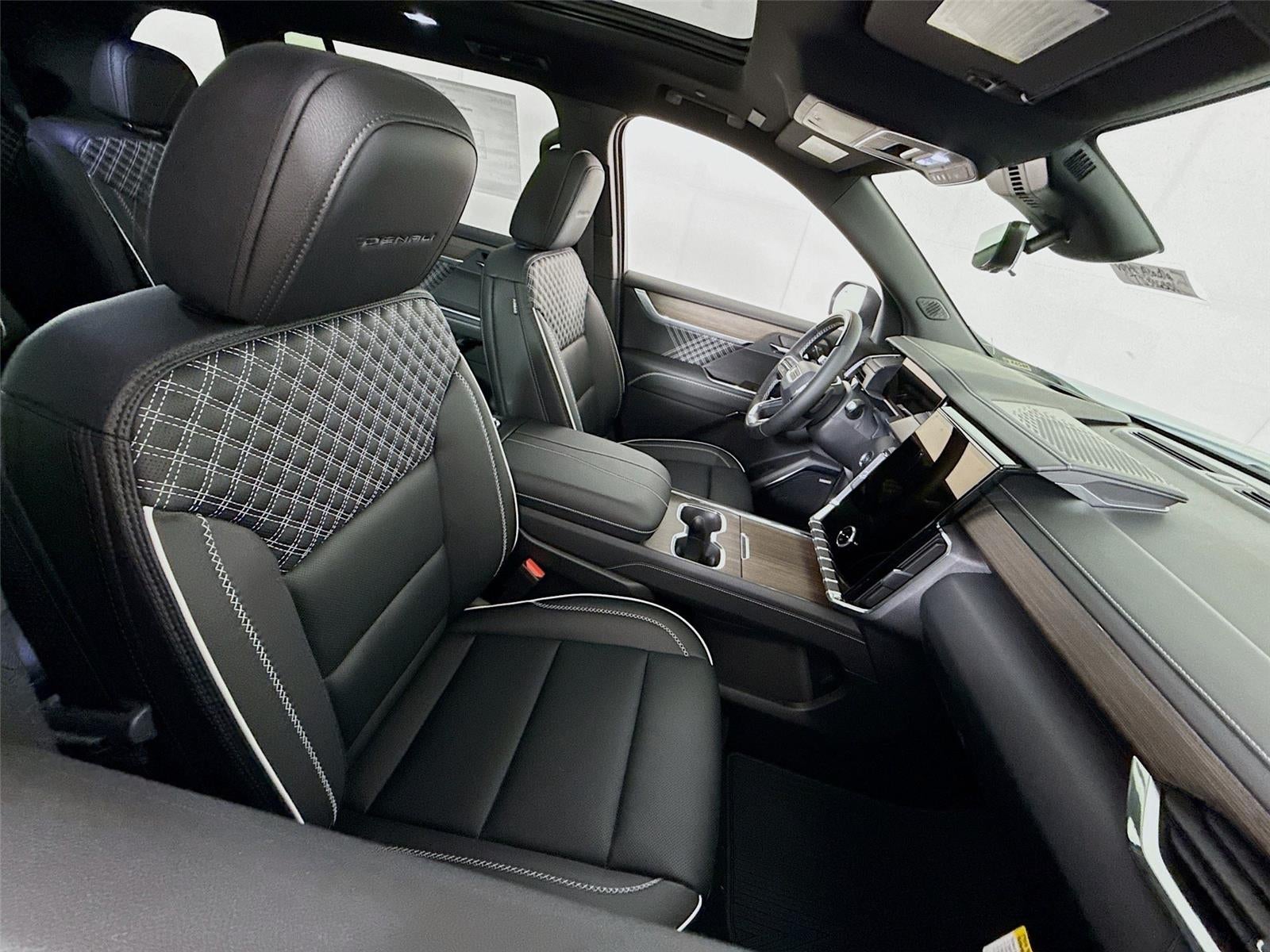 2026 GMC Acadia AWD Denali