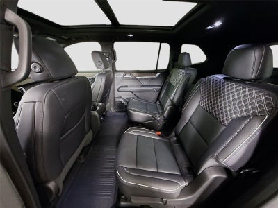 2025 GMC Acadia AWD Denali