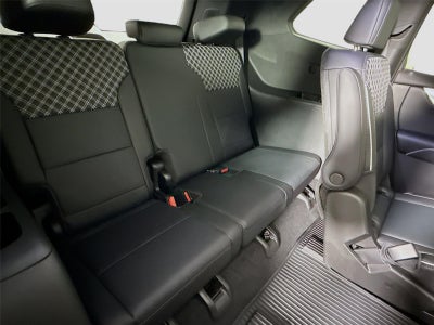 2025 GMC Acadia AWD Denali