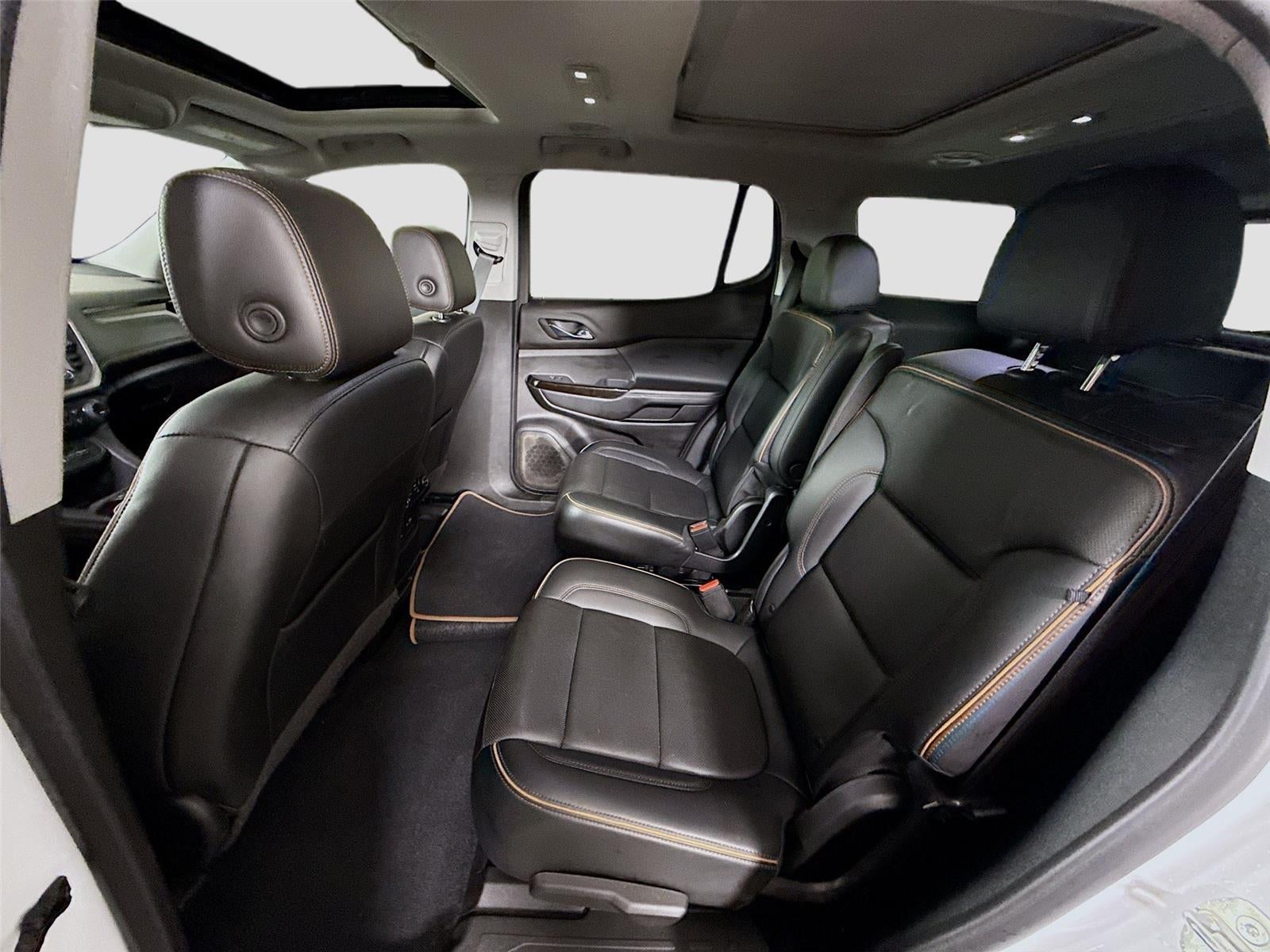 2022 GMC Acadia AT4