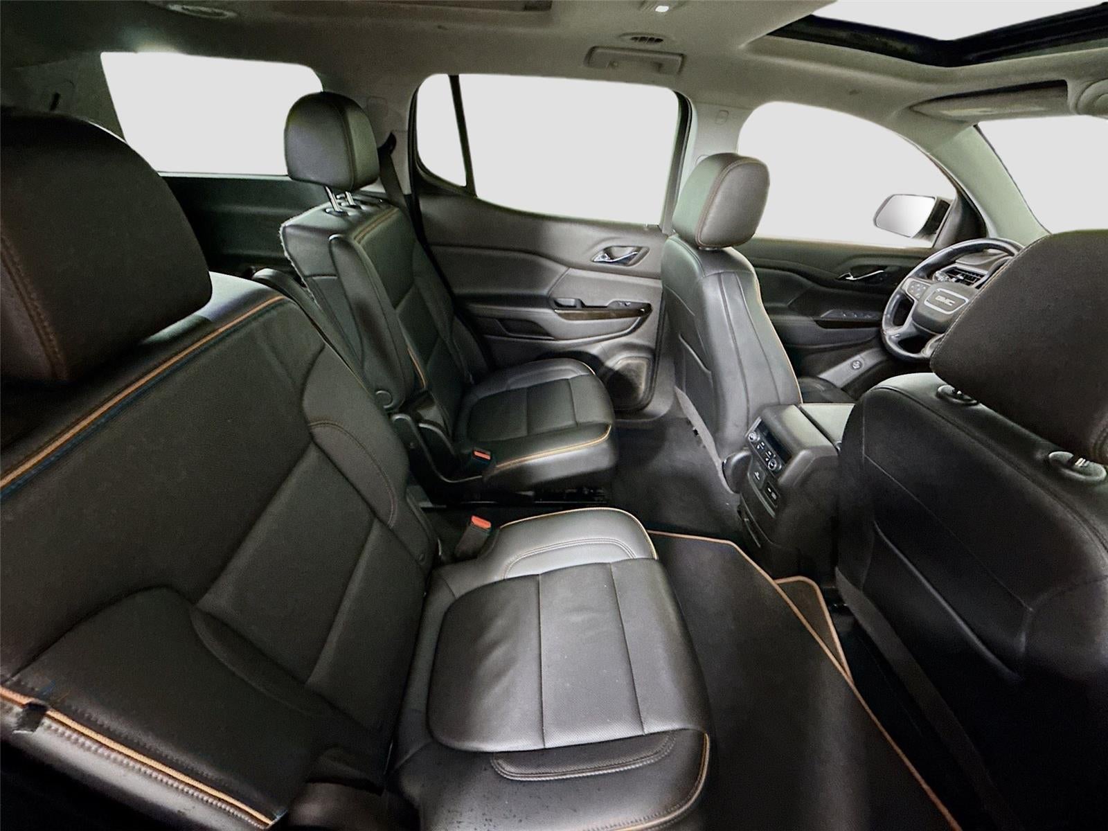 2022 GMC Acadia AT4