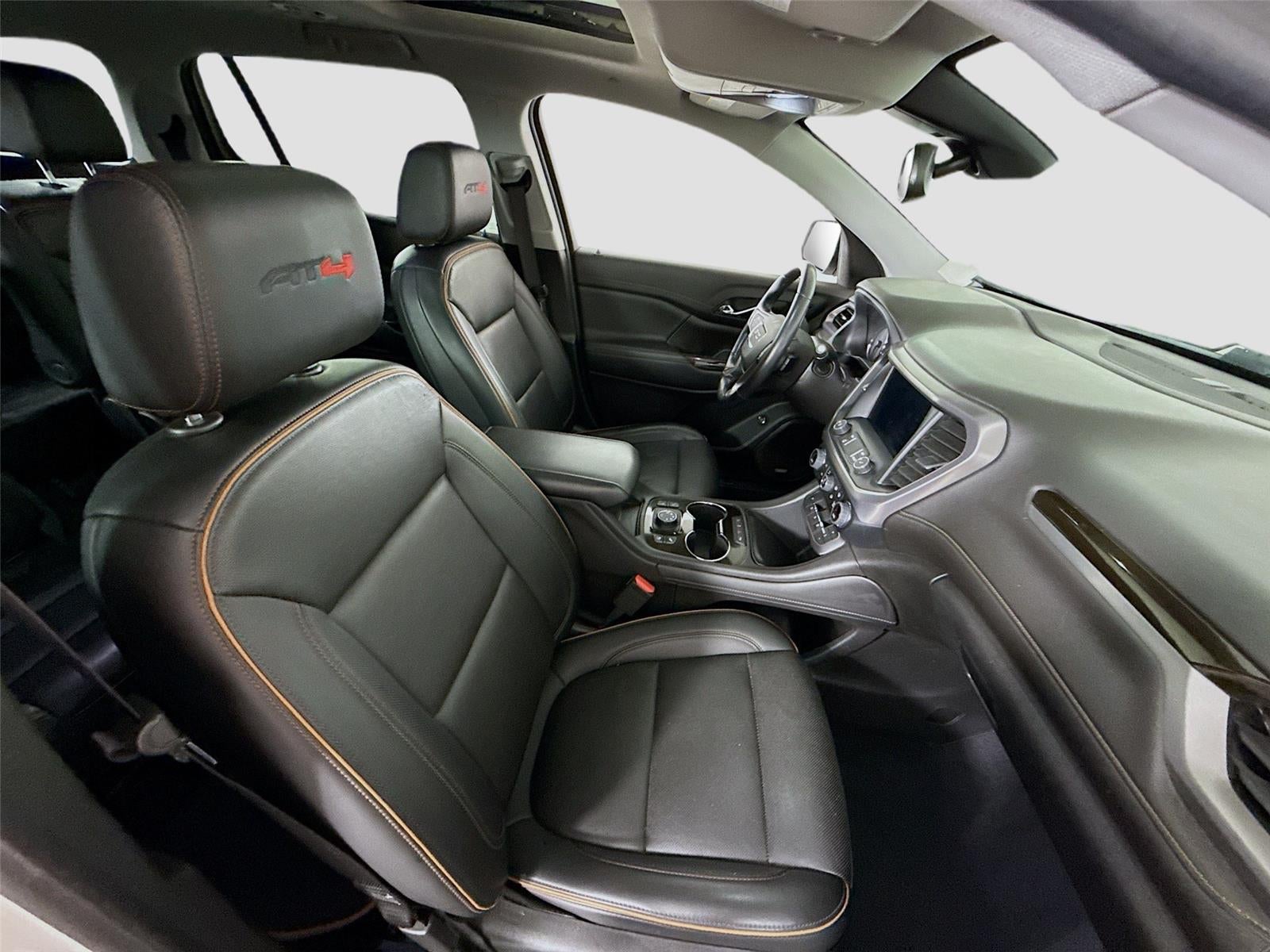 2022 GMC Acadia AT4