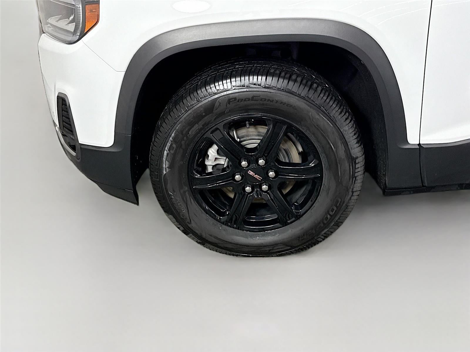 2022 GMC Acadia AT4