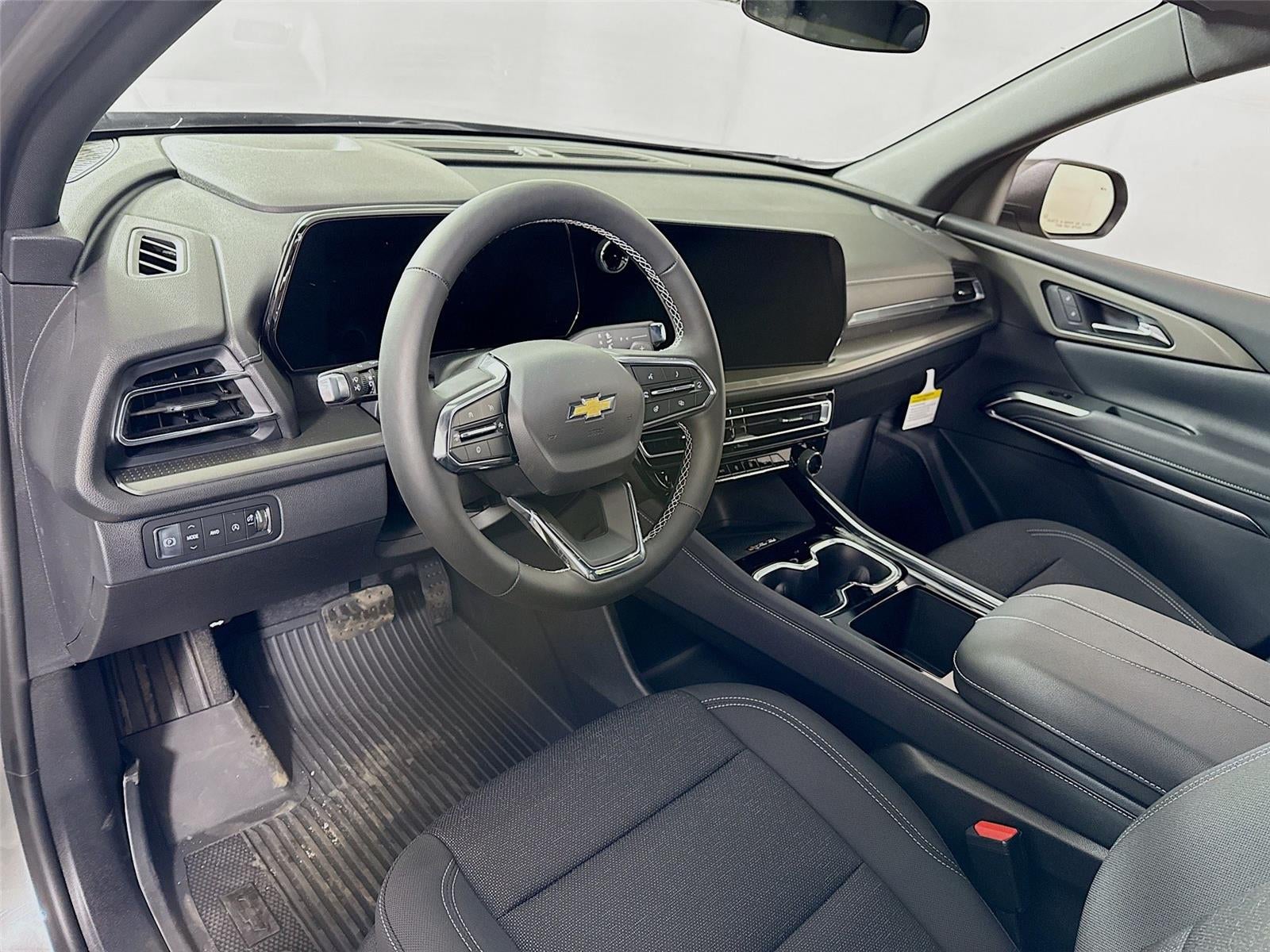 2026 Chevrolet Traverse AWD LT