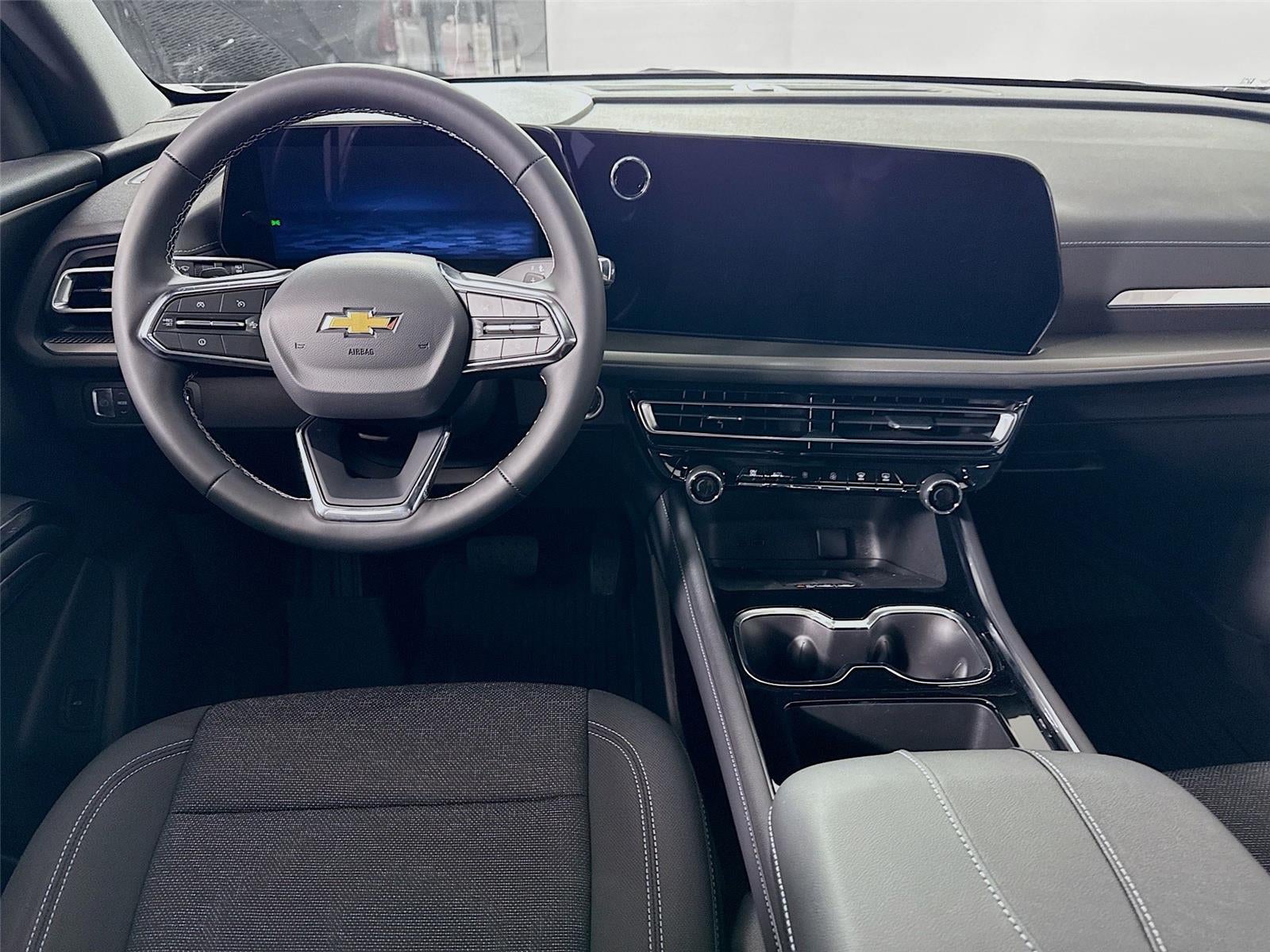 2026 Chevrolet Traverse AWD LT
