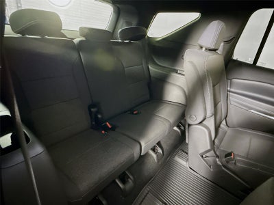 2026 Chevrolet Traverse AWD LT