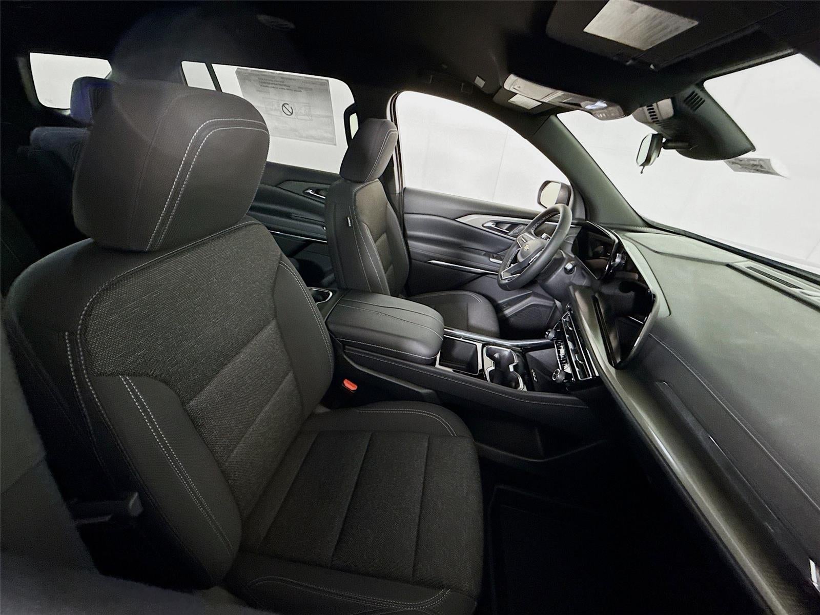2026 Chevrolet Traverse AWD LT