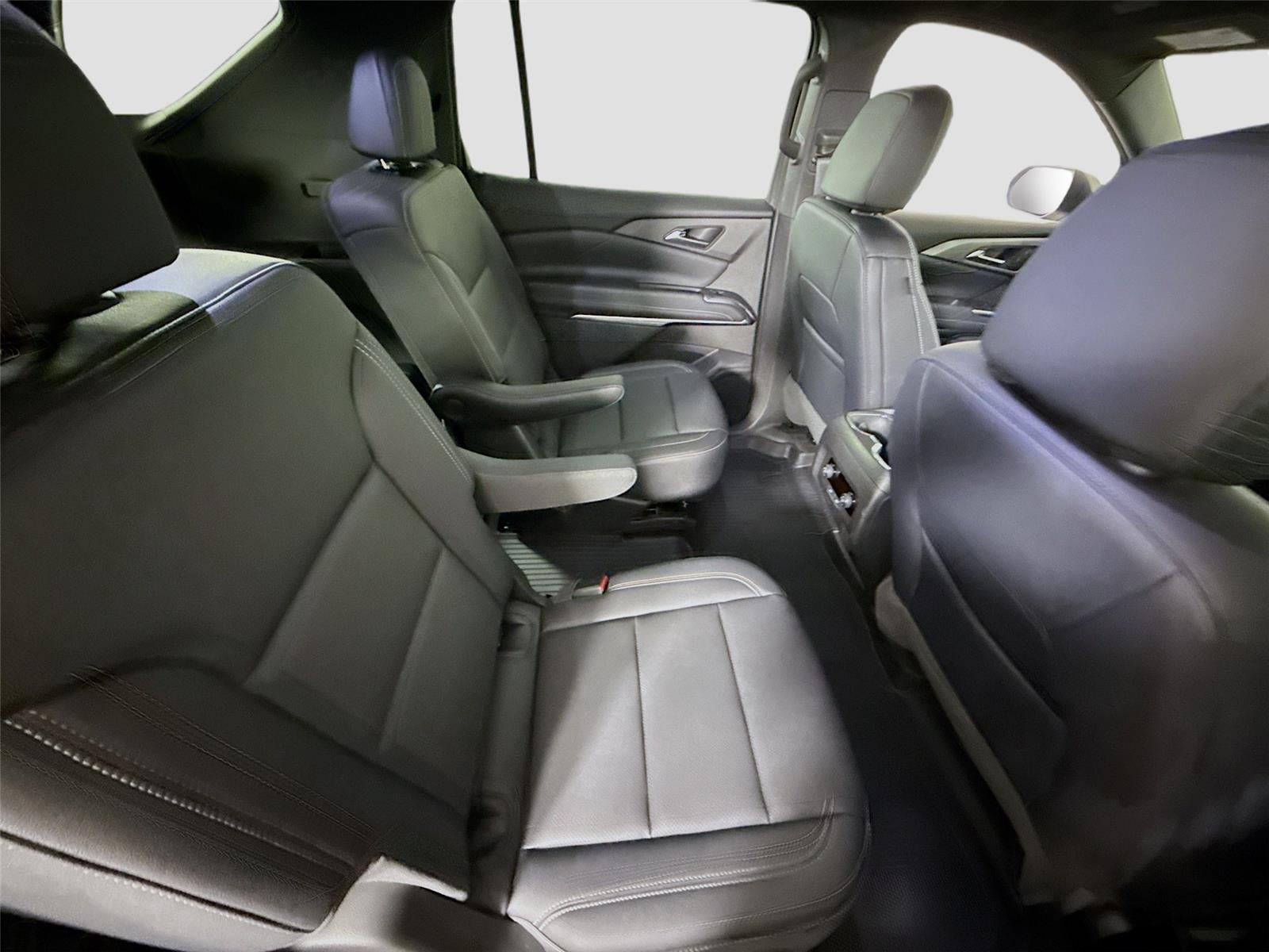 2026 Chevrolet Traverse AWD LT