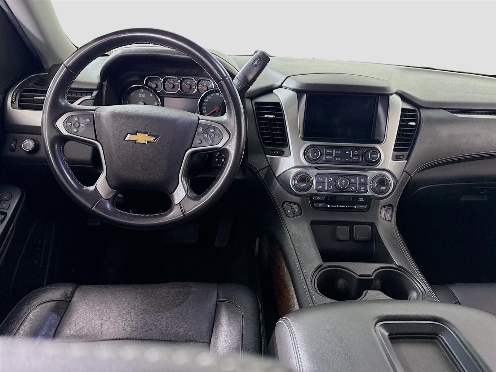 Used 2018 Chevrolet Suburban LT with VIN 1GNSKHKC0JR329956 for sale in Faribault, Minnesota