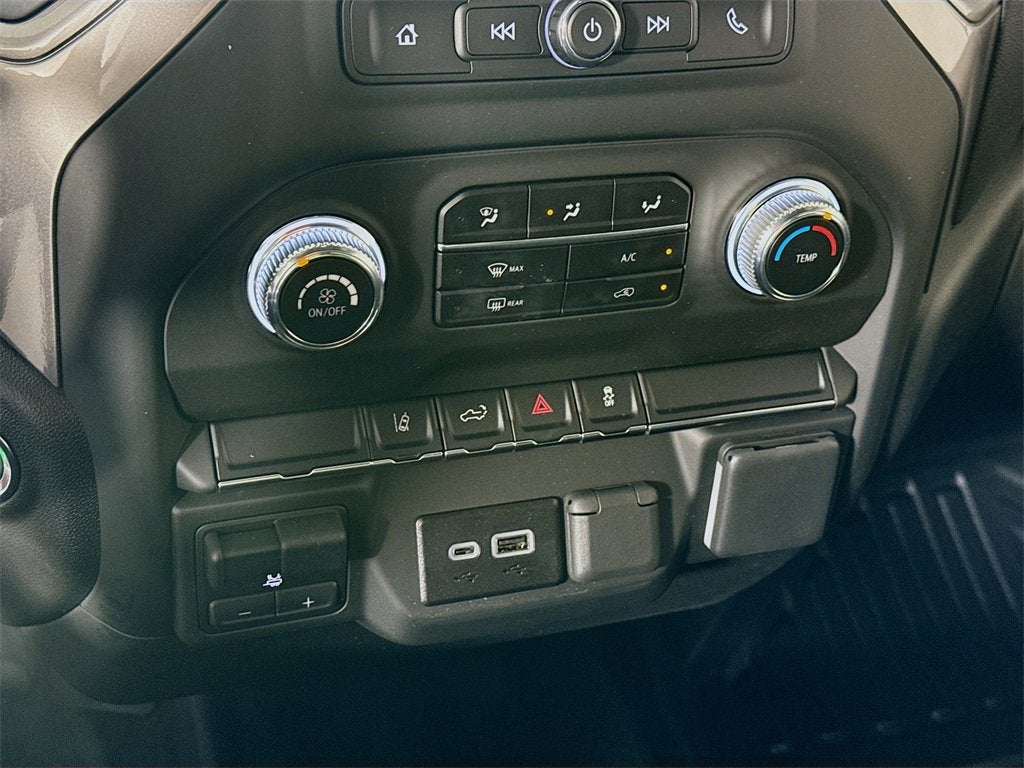 2025 GMC Sierra 2500HD Pro