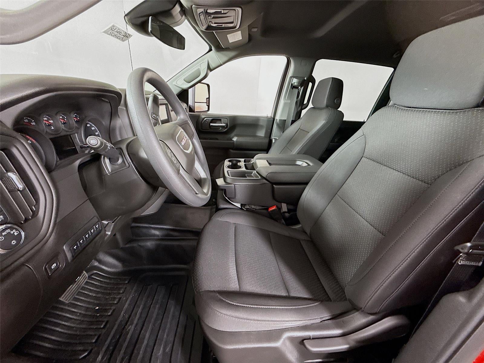 2025 GMC Sierra 2500HD Pro