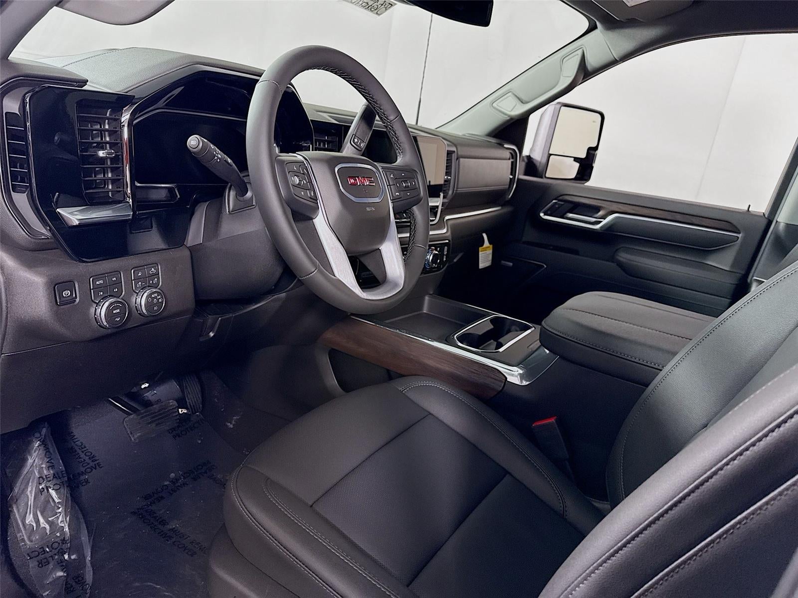 2026 GMC Sierra 2500HD SLT