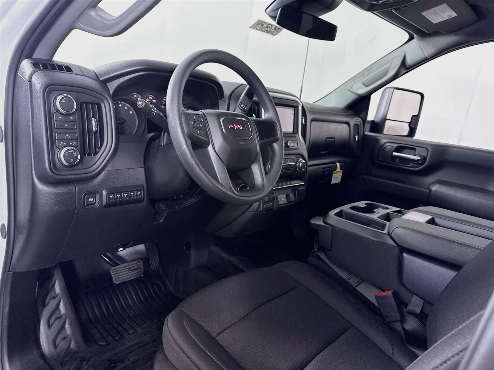 2026 GMC Sierra 3500HD Pro
