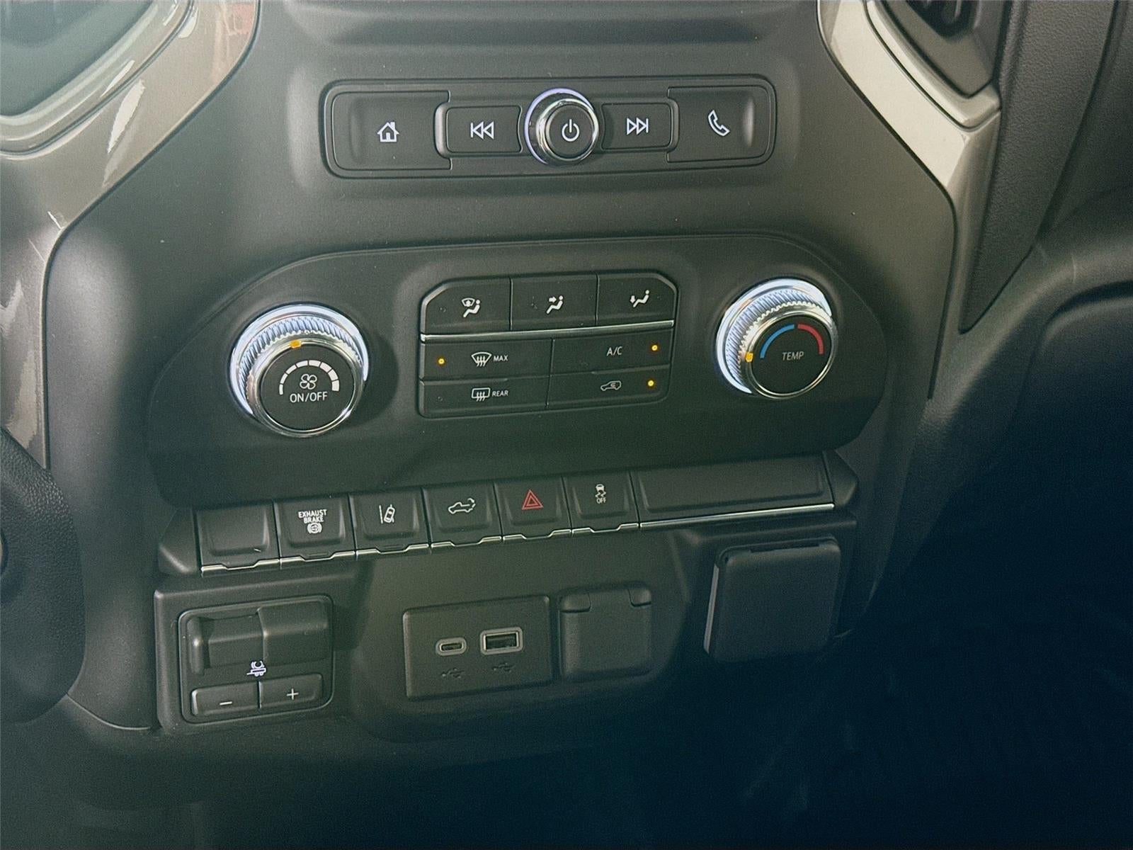 2026 GMC Sierra 3500HD Pro