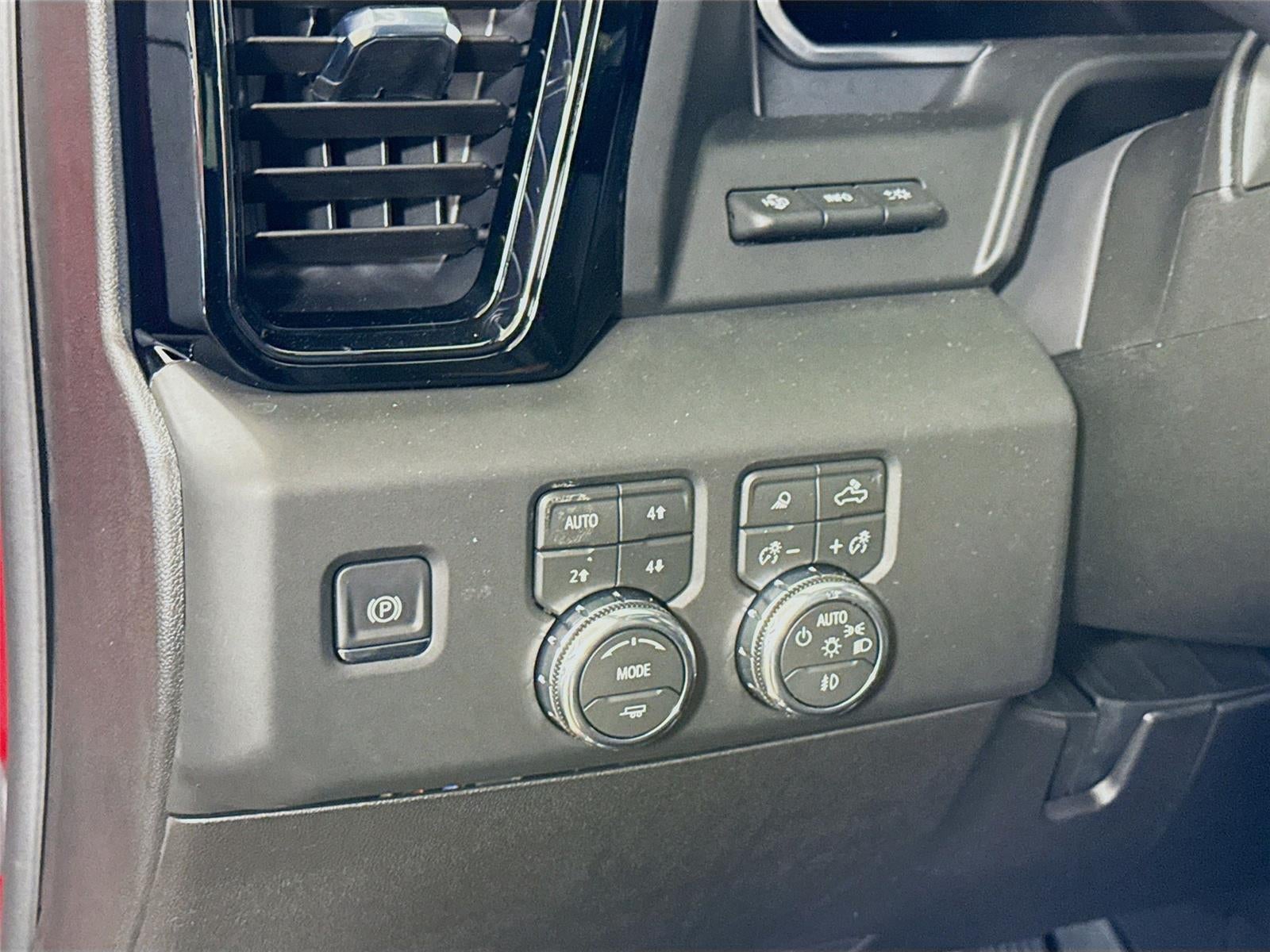 2026 GMC Sierra 3500HD AT4