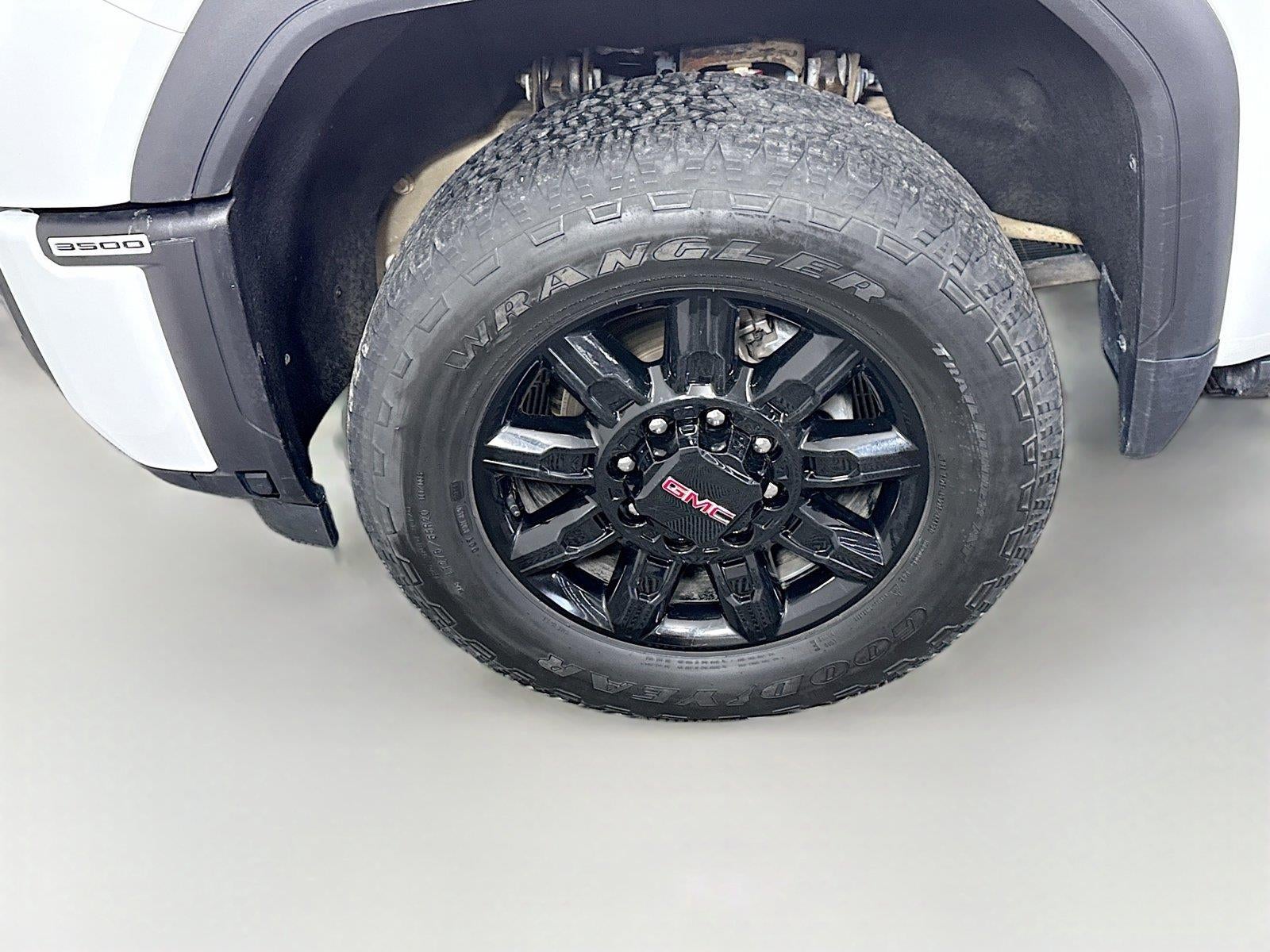2025 GMC Sierra 3500HD AT4
