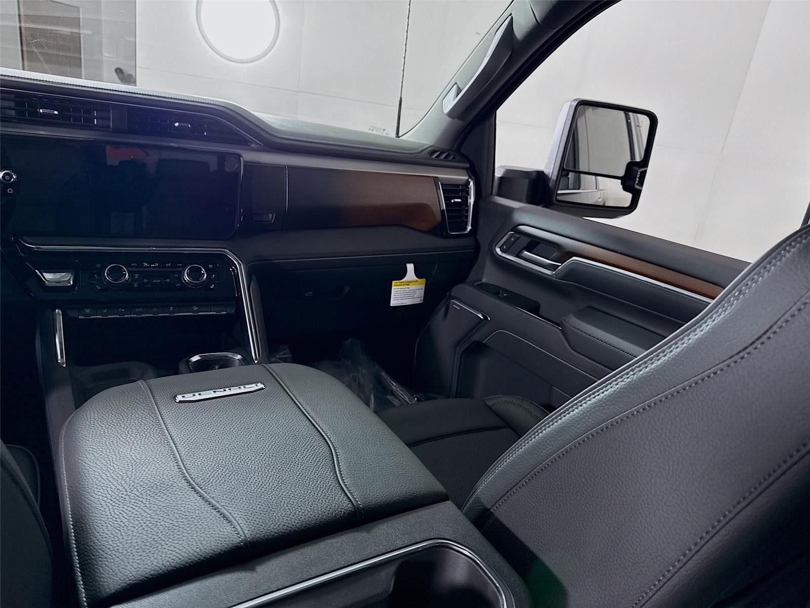 2026 GMC Sierra 3500HD Denali