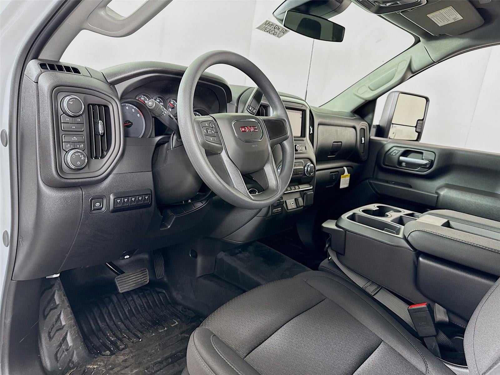 2026 GMC Sierra 3500HD Pro