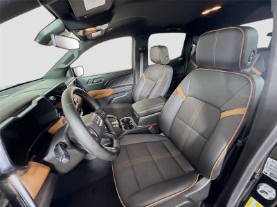 2025 GMC Canyon 4WD AT4