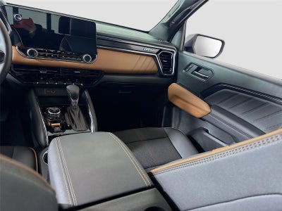 2025 GMC Canyon 4WD AT4