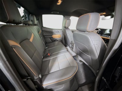 2025 GMC Canyon 4WD AT4