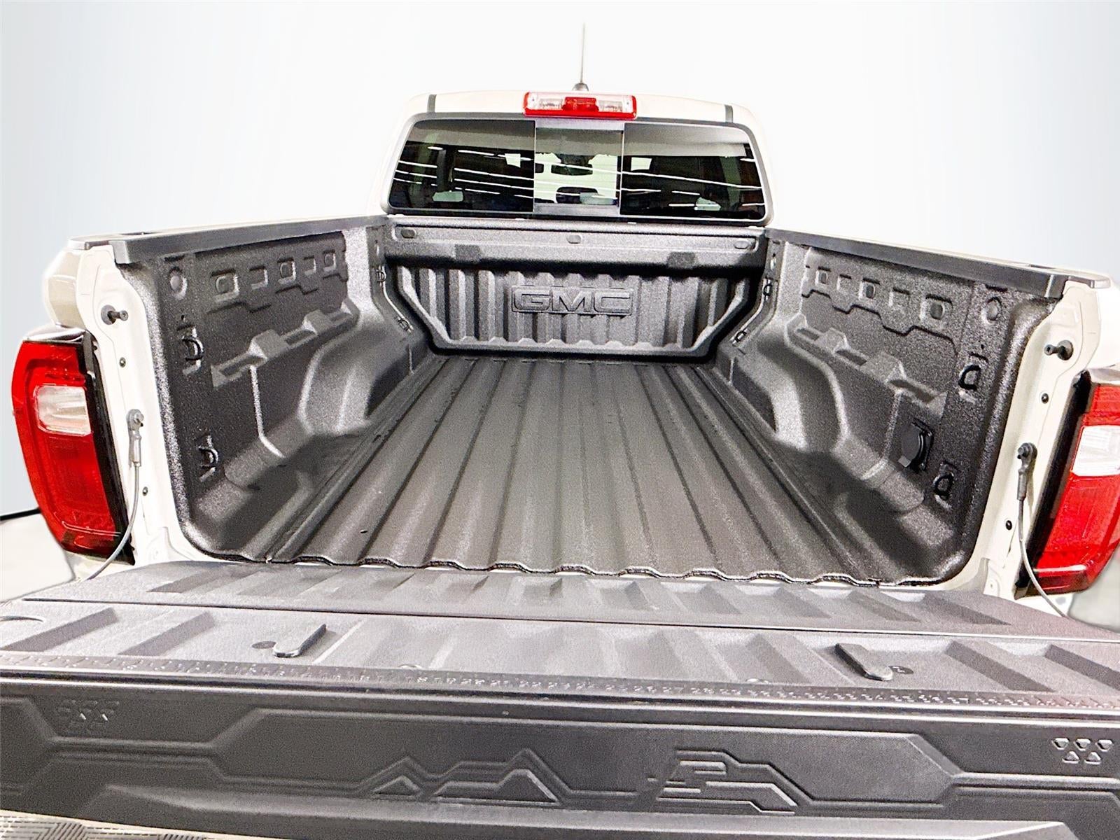 2026 GMC Canyon 4WD AT4