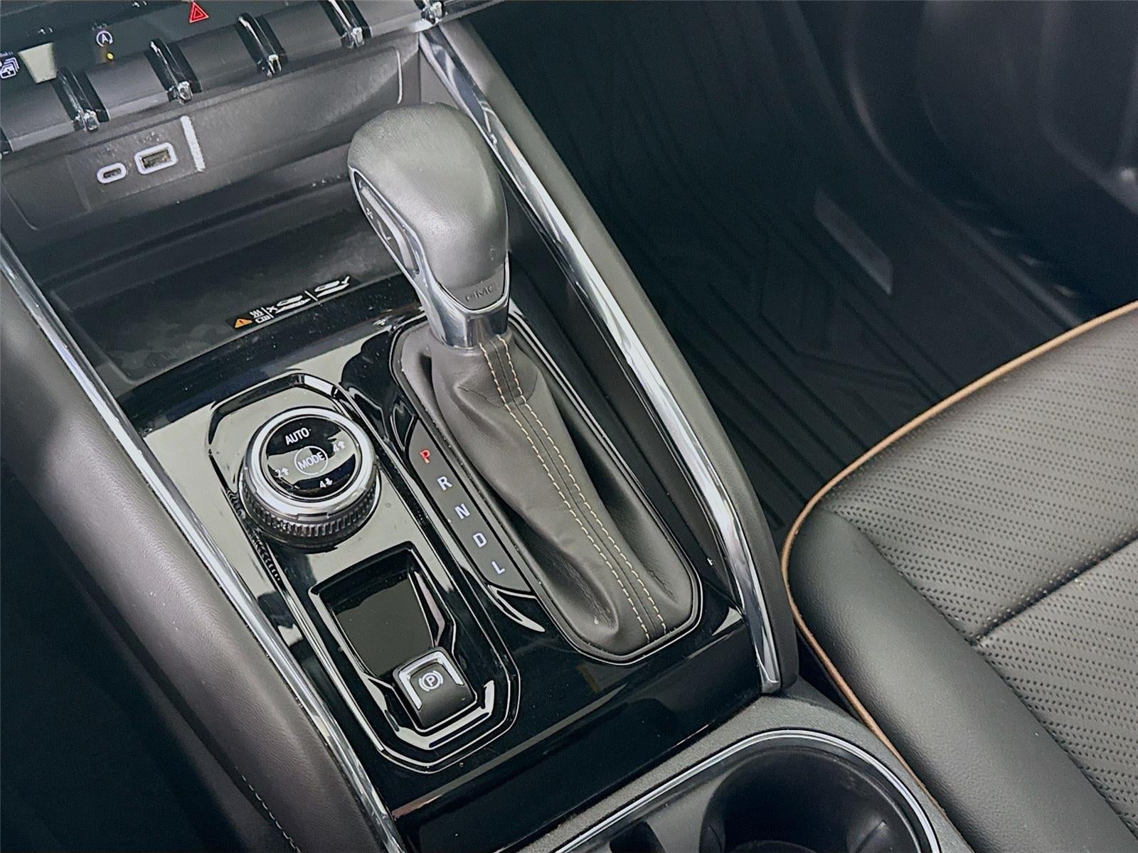 2023 GMC Canyon 4WD AT4