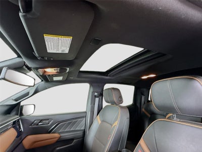 2023 GMC Canyon 4WD AT4