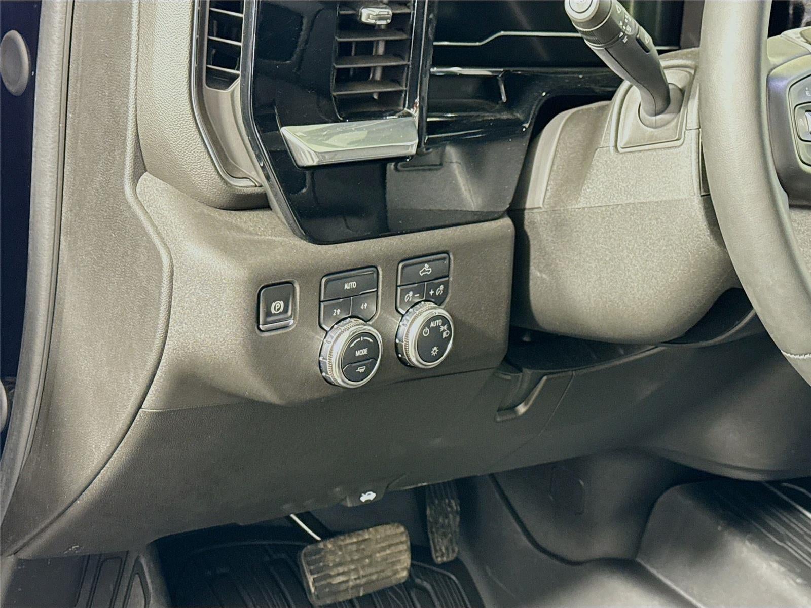 2025 GMC Sierra 1500 SLE