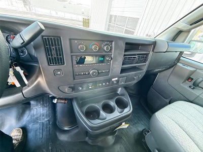 2025 Chevrolet Express Cutaway 3500 VAN 139