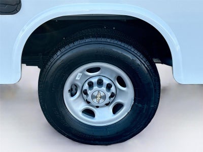 2025 Chevrolet Express Cutaway 3500 VAN 139