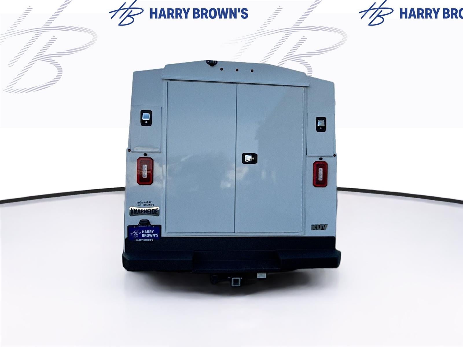 2025 Chevrolet Express Cutaway 3500 VAN 139