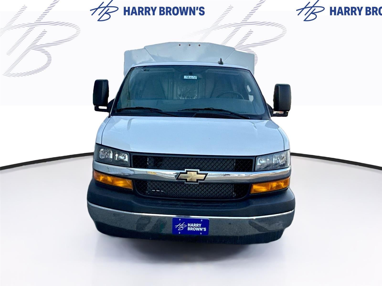 2025 Chevrolet Express Cutaway 3500 VAN 139