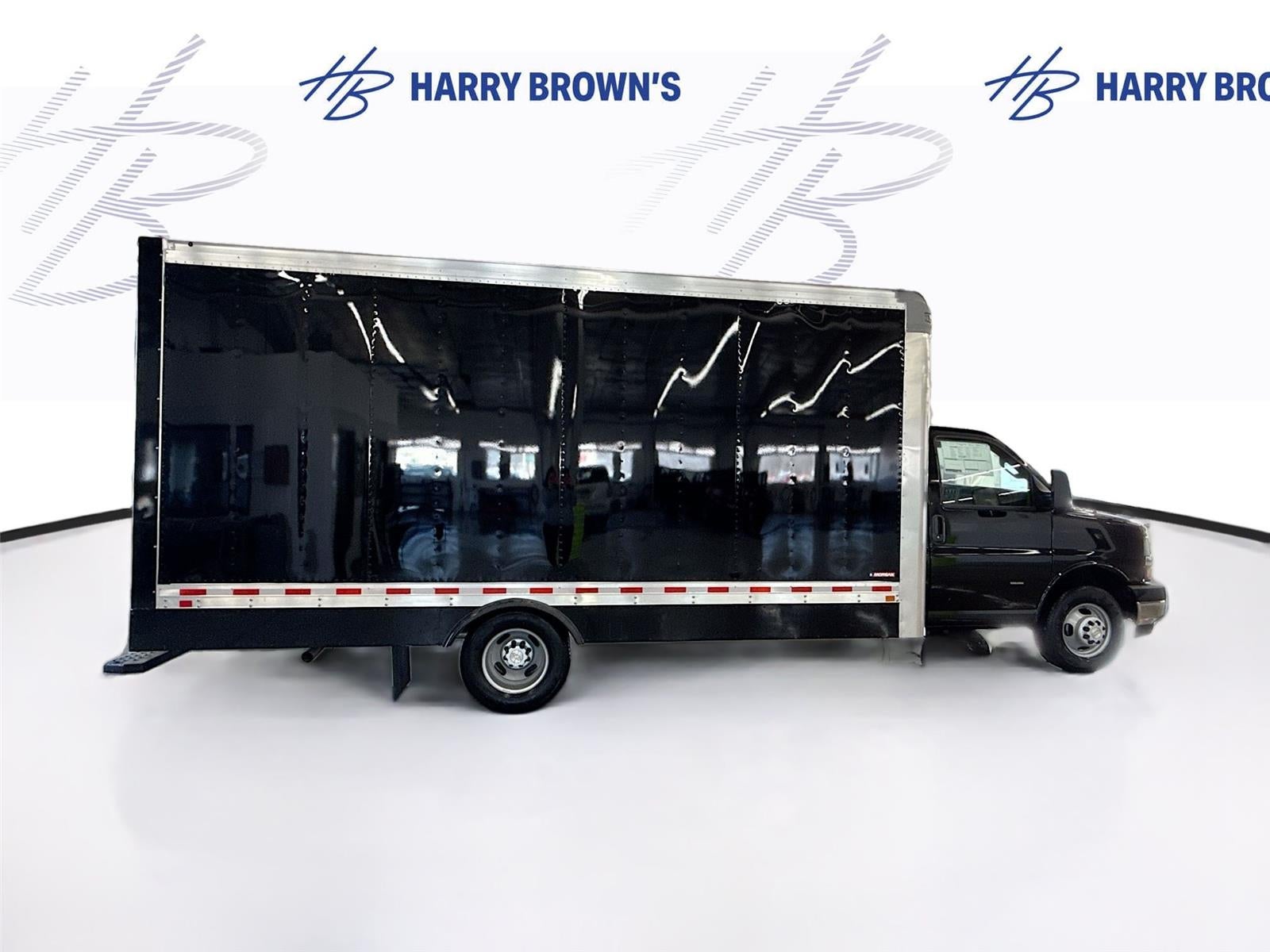 2025 Chevrolet Express Cutaway 3500 VAN 177